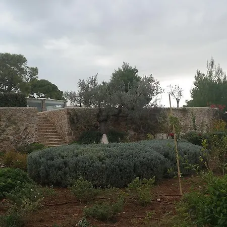 Villa Caldera Luxury Estate Rozaíika