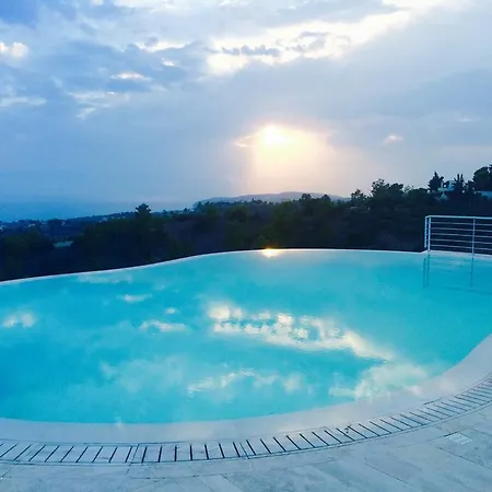 Caldera Luxury Estate *