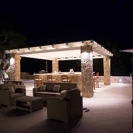 Caldera Luxury Estate *