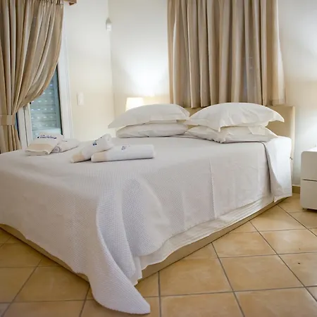 Villa Caldera Luxury Estate